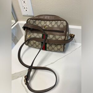 Gucci vintage crossbody